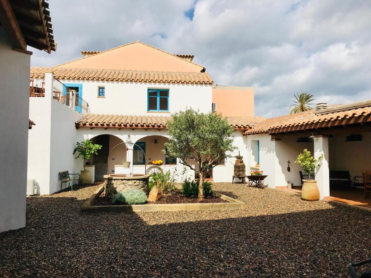 Bed and Breakfast Centu Concas Muravera Exterior foto