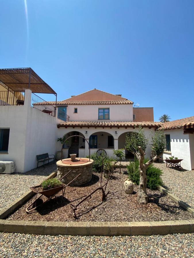 Bed and Breakfast Centu Concas Muravera Exterior foto